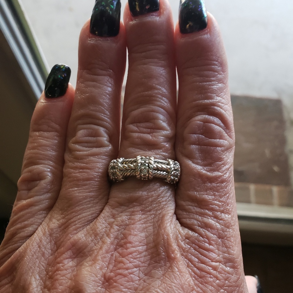 Judith Ripka sterling silver ring